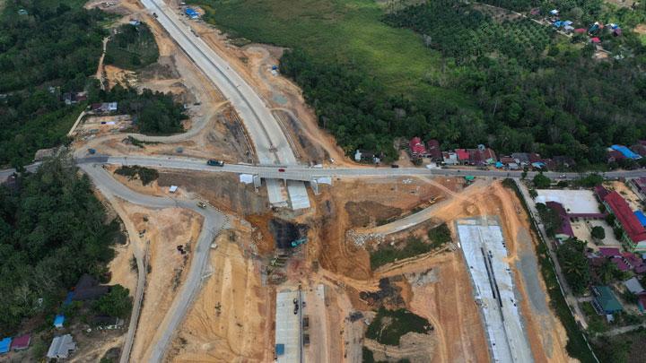 Jalan Tol Baru di Kalimantan Diresmikan Jokowi: Dorong Percepatan Ibu Kota Nusantara
